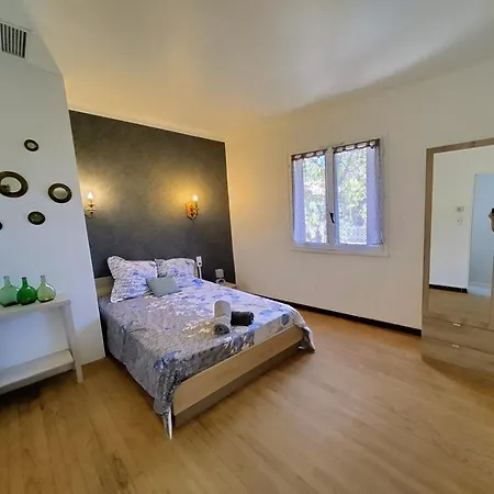 Сasa de vacaciones La Maison De La Majore Au Pied De La Cité Carcasona