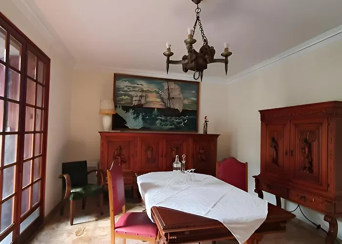 Tatil Evi La Maison De La Majore Au Pied De La Cite Carcassonne